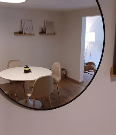 L'essentiel * Ντινάντ