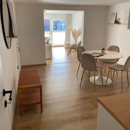 L'essentiel * Ντινάντ